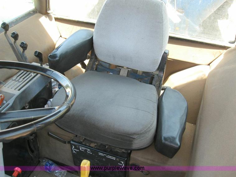 image for item 6808 1984 John Deere 4850 MFWD tractor