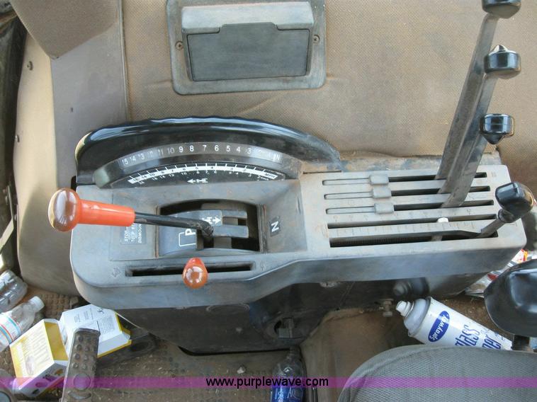 image for item 6808 1984 John Deere 4850 MFWD tractor