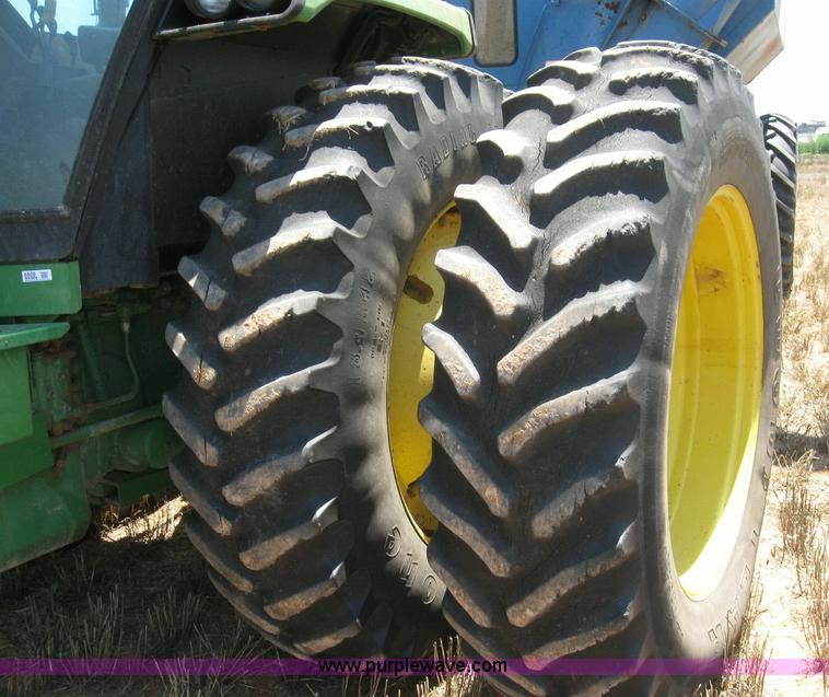 image for item 6808 1984 John Deere 4850 MFWD tractor