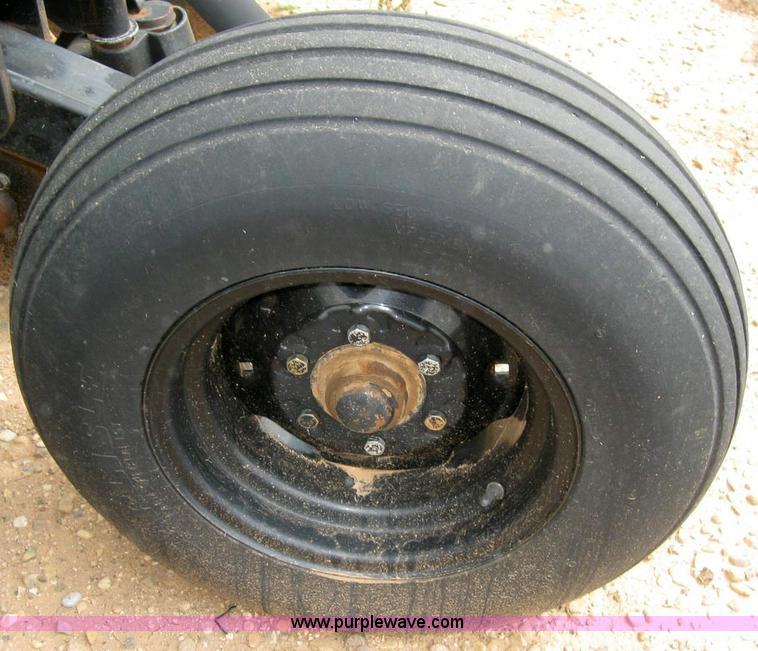 image for item 6881 Bigham Brothers S9570C strip till plow