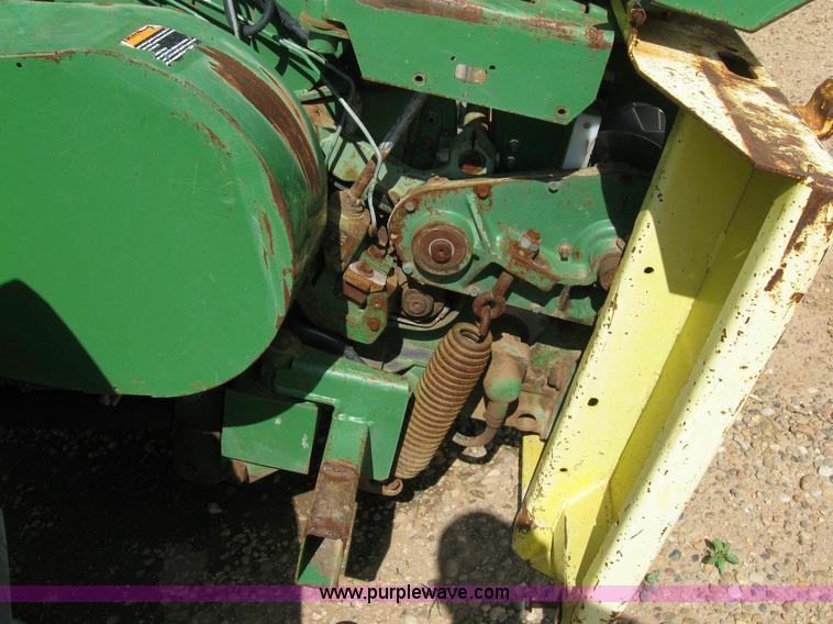 image for item 6883 1997 John Deere 6810 self-propelled forage harvester