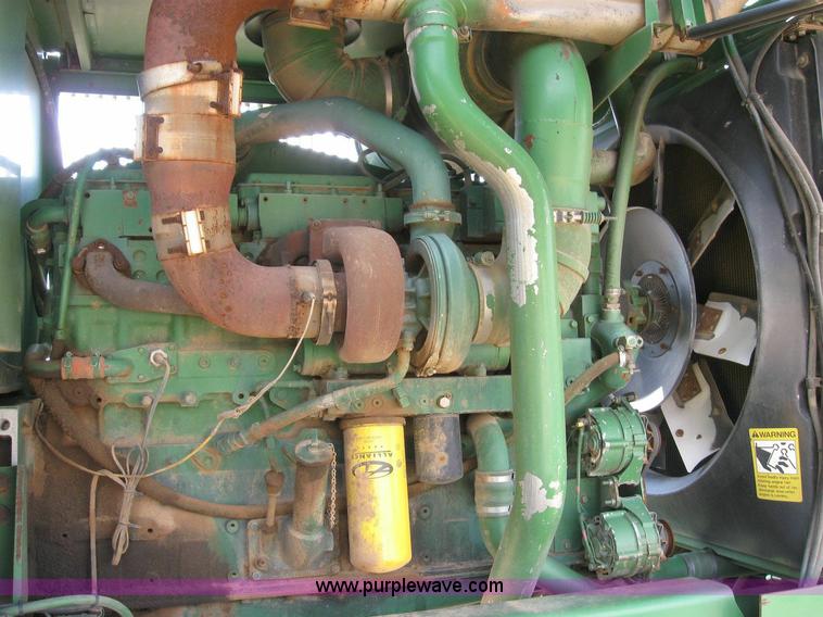 image for item 6883 1997 John Deere 6810 self-propelled forage harvester