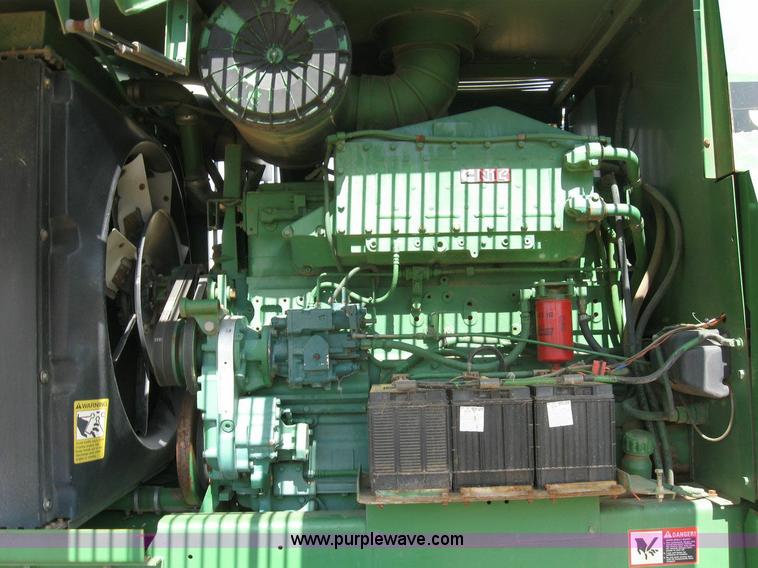 image for item 6883 1997 John Deere 6810 self-propelled forage harvester