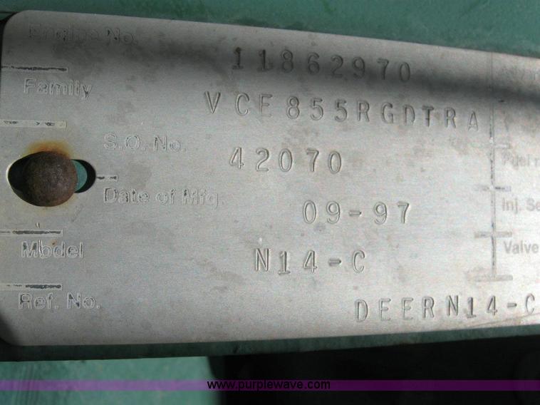 image for item 6883 1997 John Deere 6810 self-propelled forage harvester