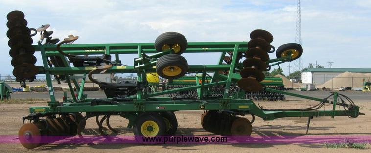 image for item 6885 John Deere 512 disk ripper