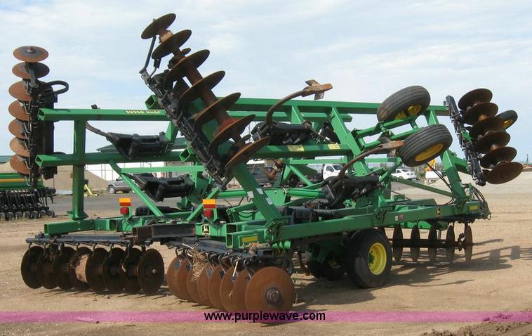image for item 6885 John Deere 512 disk ripper