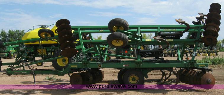image for item 6885 John Deere 512 disk ripper