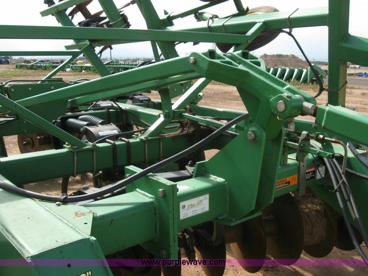 image for item 6885 John Deere 512 disk ripper