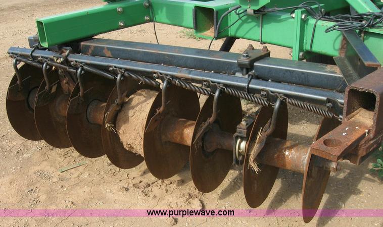 image for item 6885 John Deere 512 disk ripper