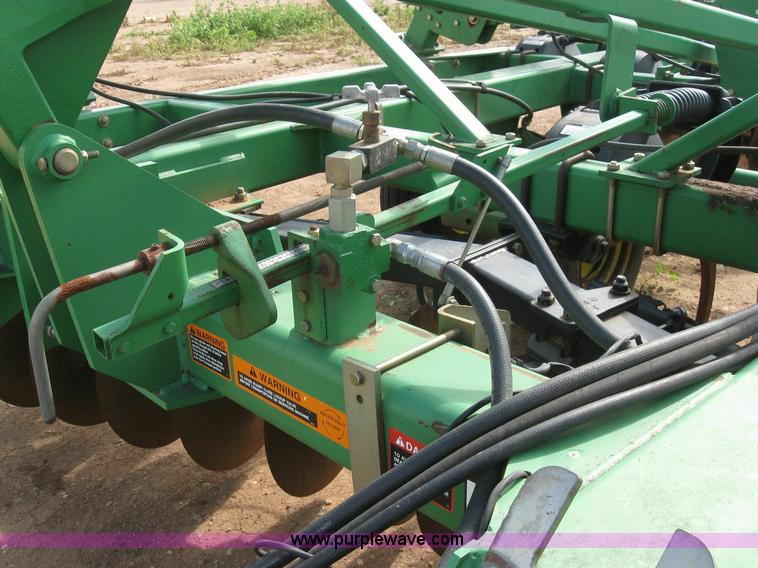 image for item 6885 John Deere 512 disk ripper
