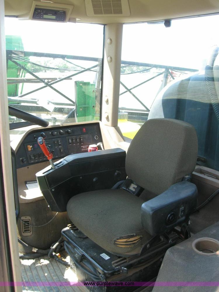 image for item 6889 1999 John Deere 4700 self propelled sprayer