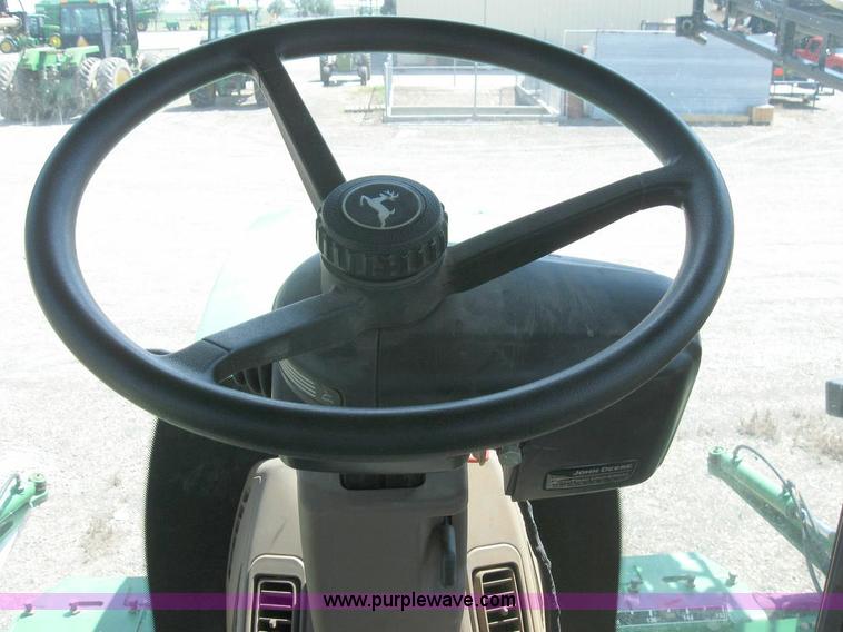 image for item 6889 1999 John Deere 4700 self propelled sprayer