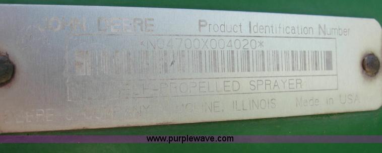 image for item 6889 1999 John Deere 4700 self propelled sprayer