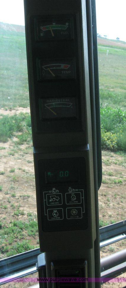 image for item 6890 1989 John Deere 9600 combine