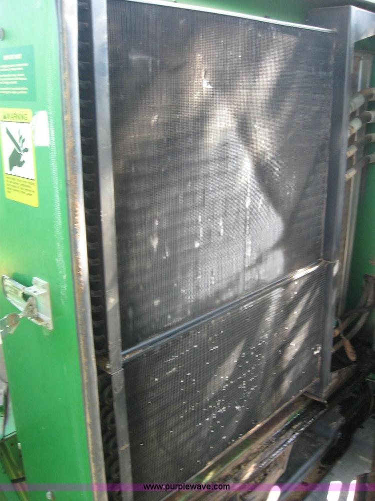 image for item 6890 1989 John Deere 9600 combine