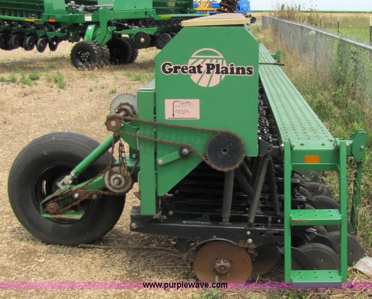image for item 6903 Great Plains 3000 drill