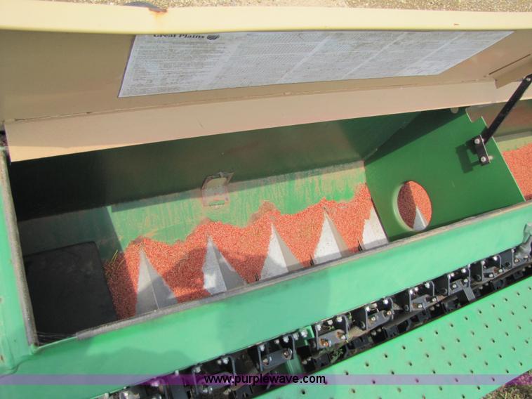 image for item 6903 Great Plains 3000 drill