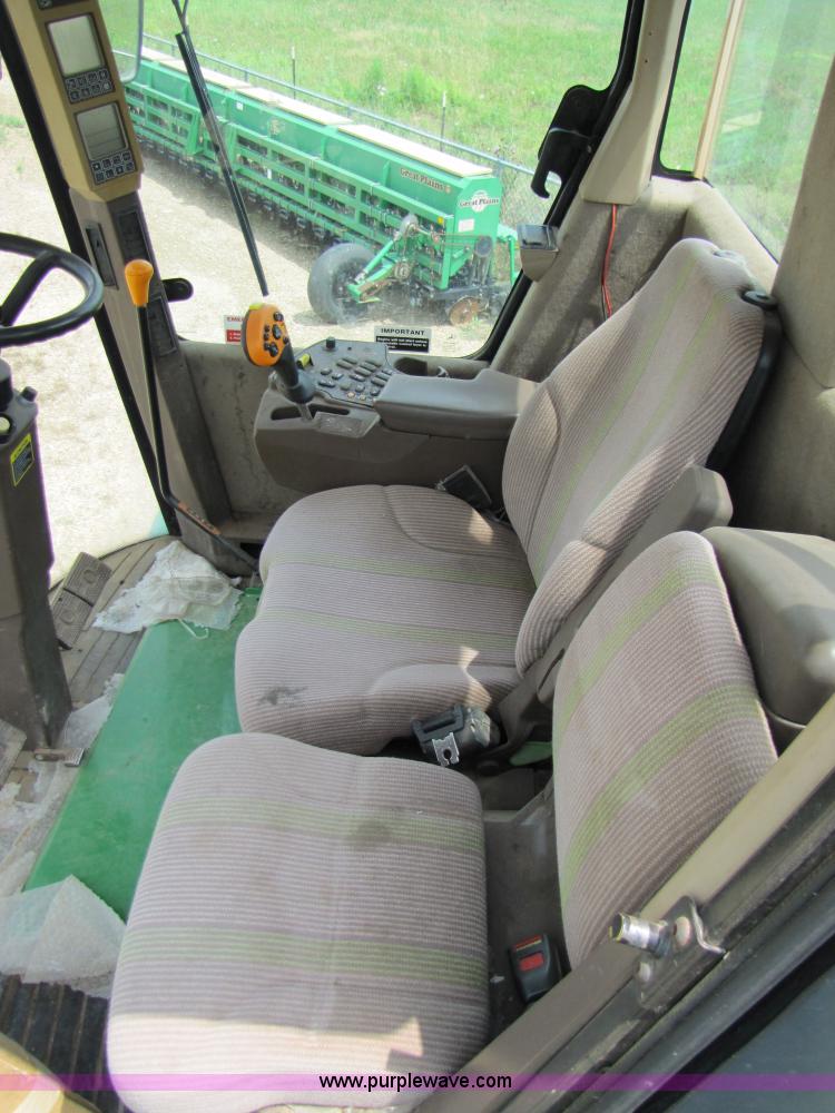 image for item 6904 2004 John Deere 7700 self-propelled forage harvester