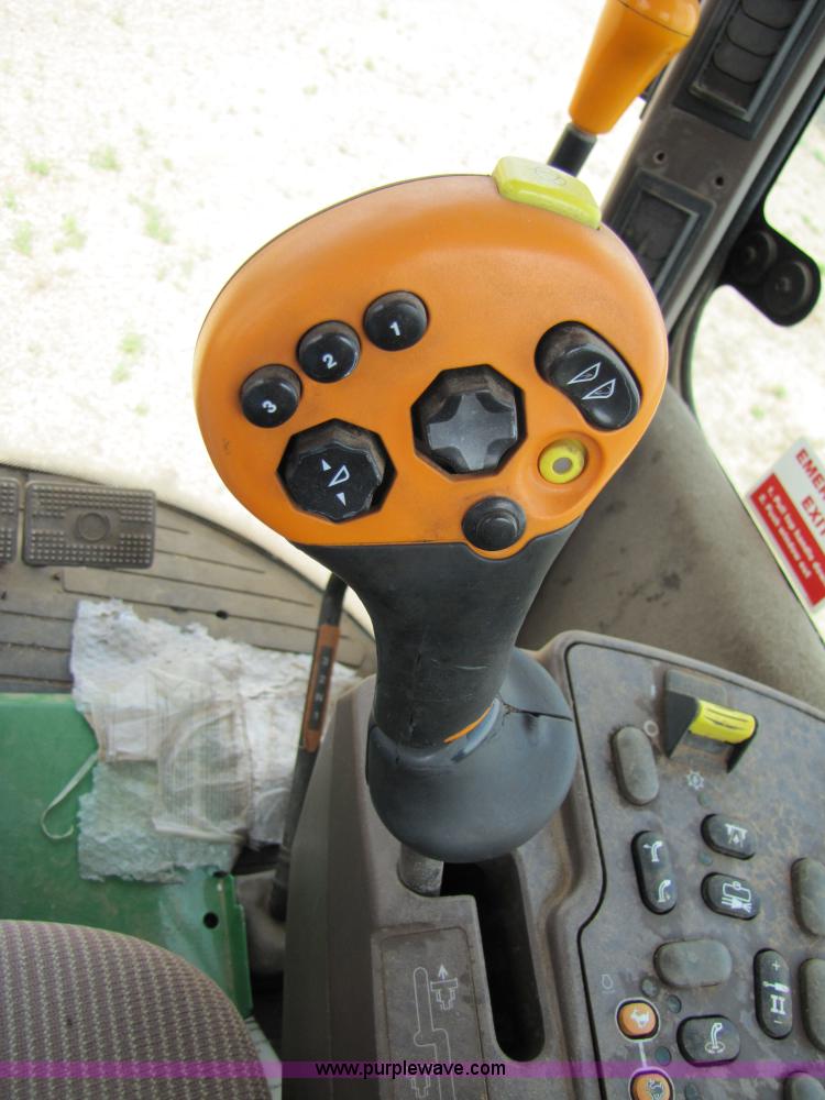 image for item 6904 2004 John Deere 7700 self-propelled forage harvester