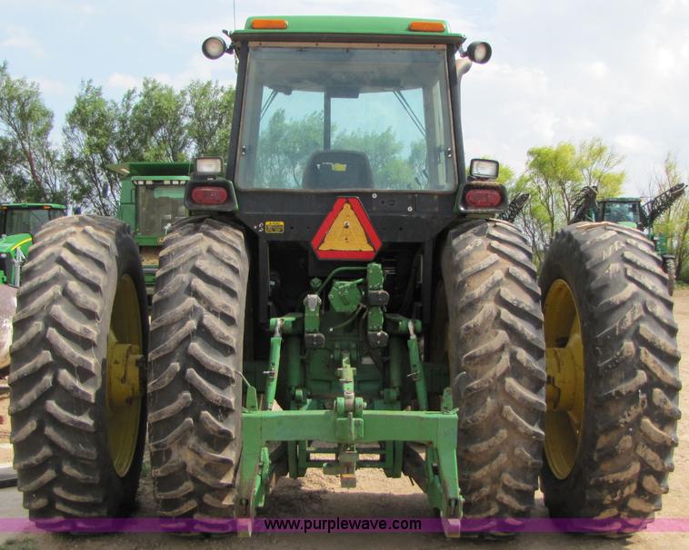 image for item 6905 1992 John Deere 4960 MFWD tractor