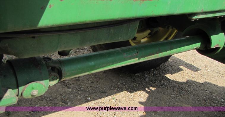 image for item 6905 1992 John Deere 4960 MFWD tractor