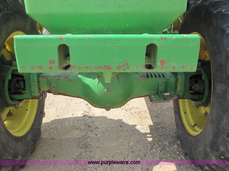 image for item 6905 1992 John Deere 4960 MFWD tractor