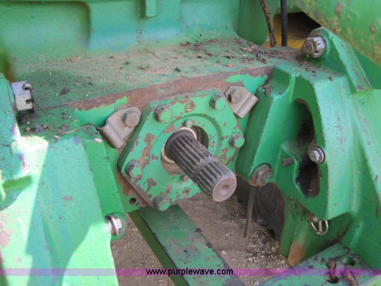 image for item 6905 1992 John Deere 4960 MFWD tractor