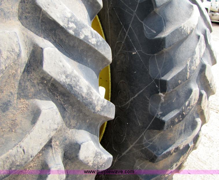 image for item 6905 1992 John Deere 4960 MFWD tractor