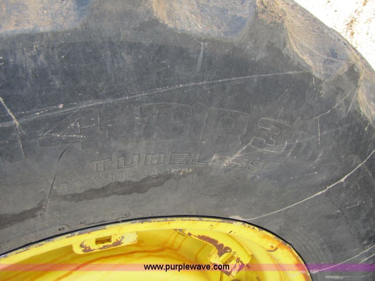 image for item 6905 1992 John Deere 4960 MFWD tractor