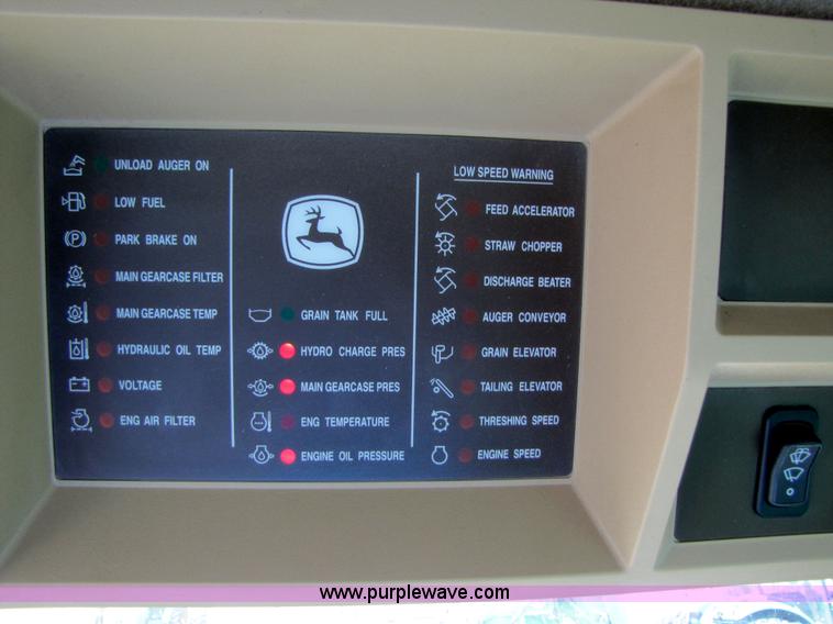 image for item 6906 2005 John Deere 9760STS combine