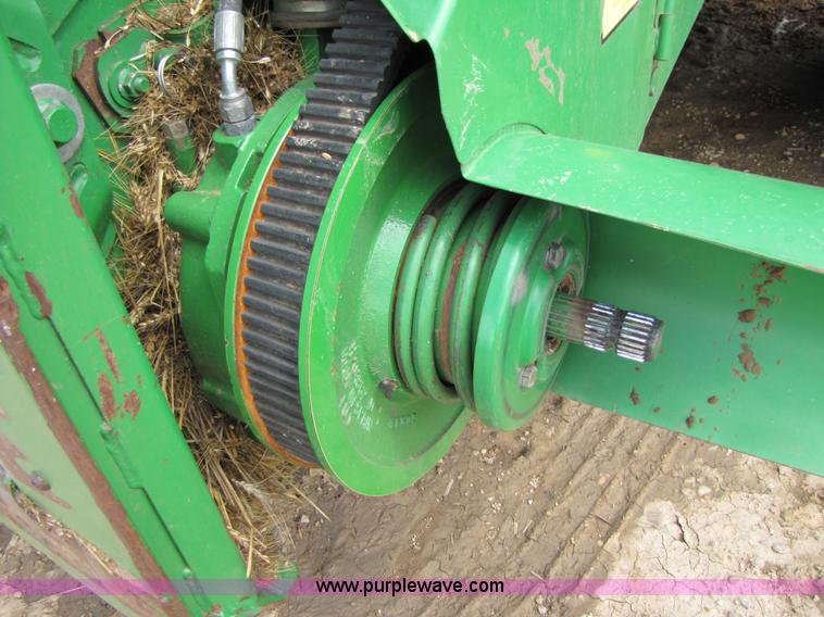 image for item 6906 2005 John Deere 9760STS combine