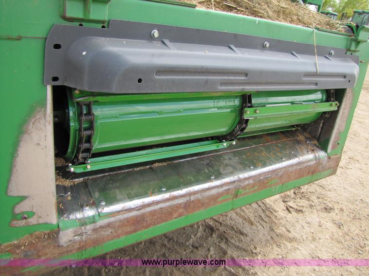 image for item 6906 2005 John Deere 9760STS combine