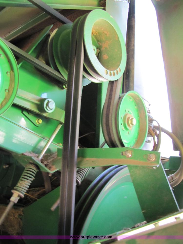 image for item 6906 2005 John Deere 9760STS combine