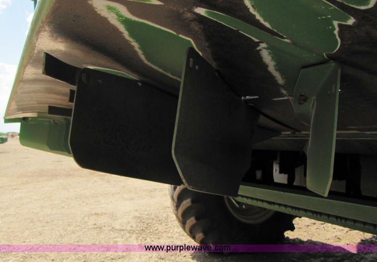 image for item 6906 2005 John Deere 9760STS combine