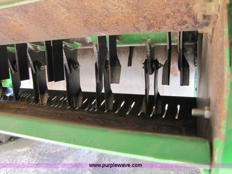 image for item 6906 2005 John Deere 9760STS combine