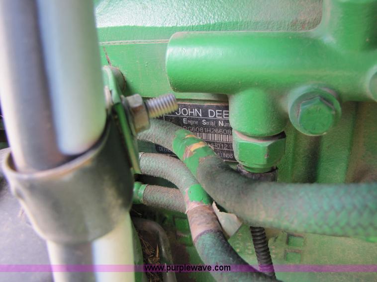 image for item 6906 2005 John Deere 9760STS combine