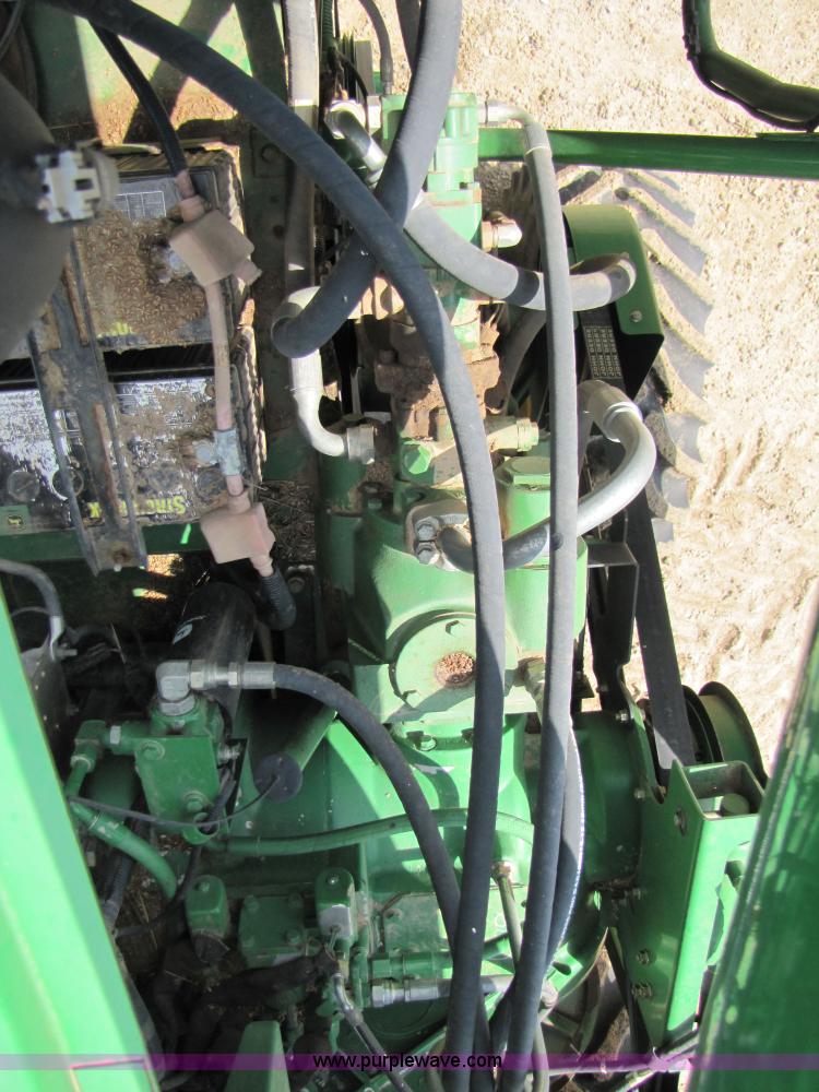 image for item 6906 2005 John Deere 9760STS combine