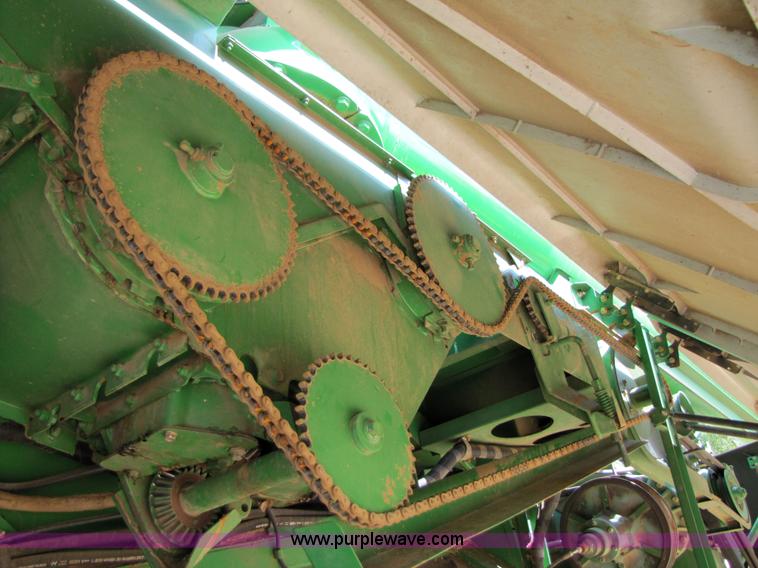 image for item 6906 2005 John Deere 9760STS combine