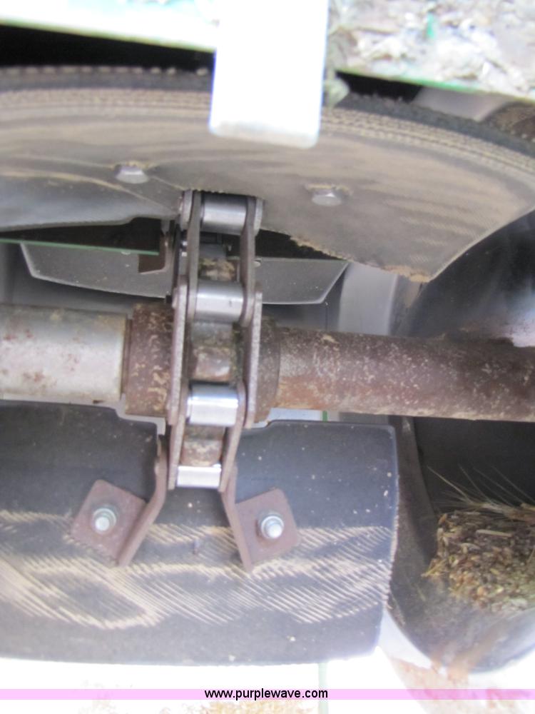 image for item 6906 2005 John Deere 9760STS combine