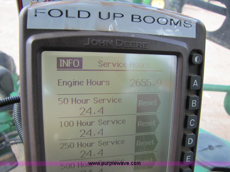 image for item 6907 2005 John Deere 4720 sprayer with 90' boom