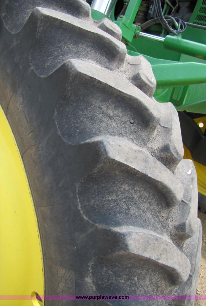 image for item 6907 2005 John Deere 4720 sprayer with 90' boom