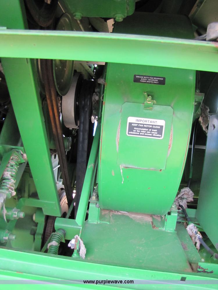 image for item 6910 2004 John Deere 7460 cotton stripper