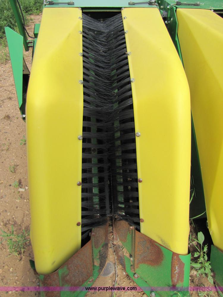 image for item 6910 2004 John Deere 7460 cotton stripper