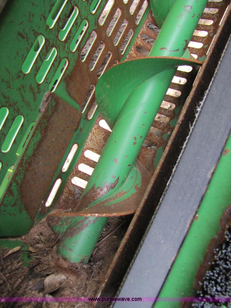 image for item 6910 2004 John Deere 7460 cotton stripper