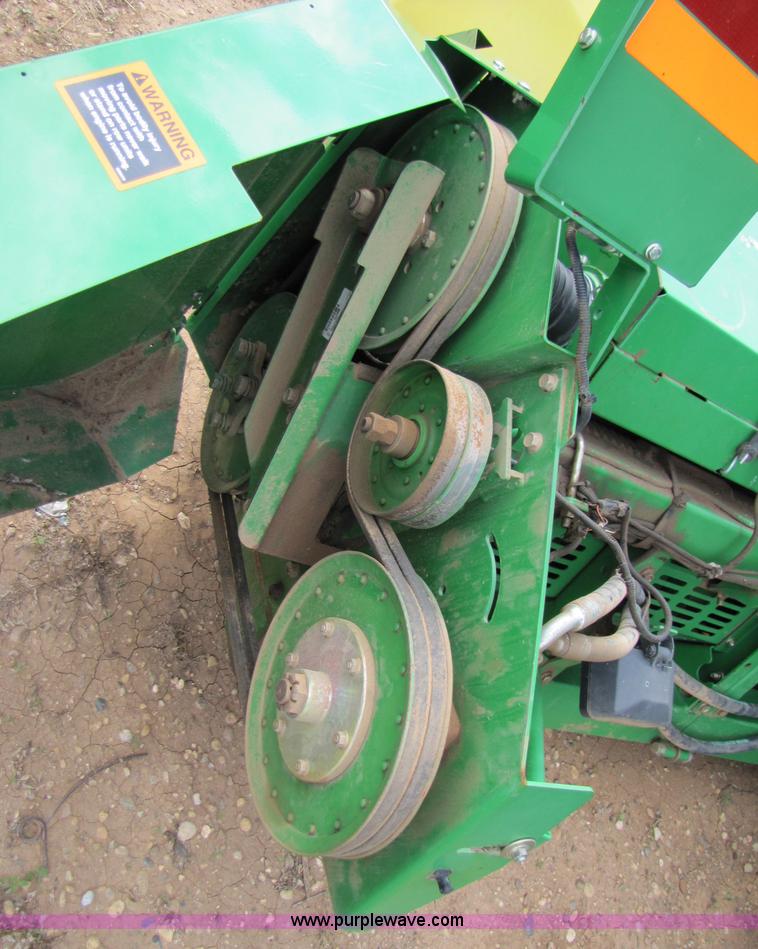 image for item 6910 2004 John Deere 7460 cotton stripper