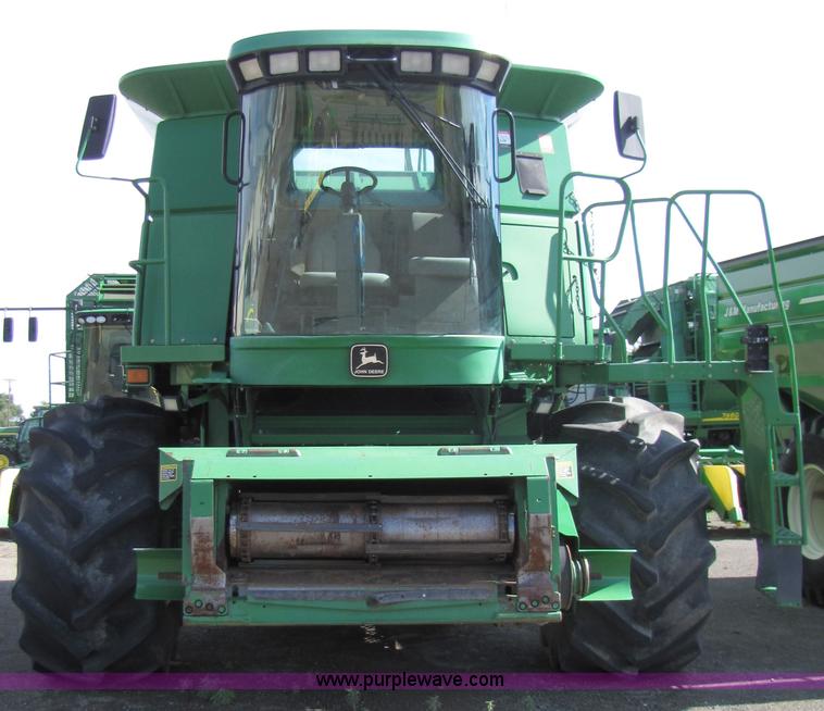 image for item 6912 2001 John Deere 9750STS 4x4 combine