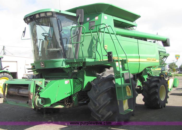image for item 6912 2001 John Deere 9750STS 4x4 combine