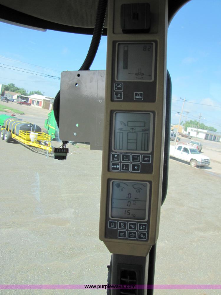 image for item 6912 2001 John Deere 9750STS 4x4 combine