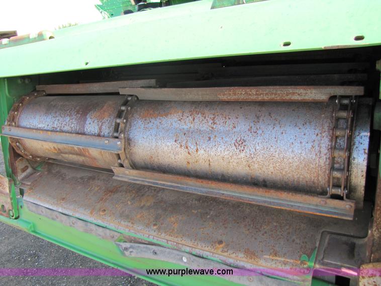 image for item 6912 2001 John Deere 9750STS 4x4 combine