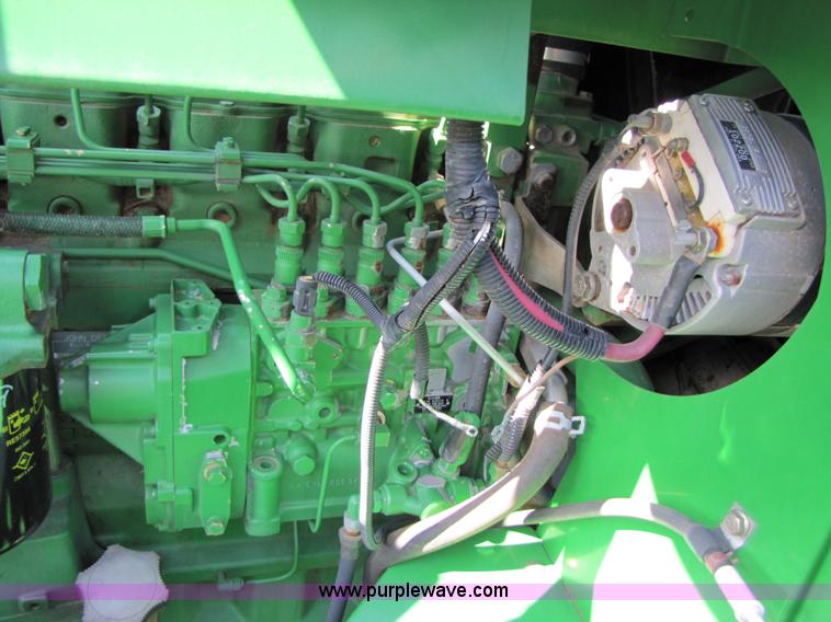 image for item 6912 2001 John Deere 9750STS 4x4 combine